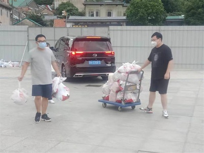 隔離點的堅守與溫情——江蘇盱眙外賣遞送服務彰顯城市溫度